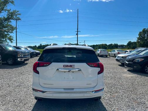 White 2018 GMC Terrain Denali