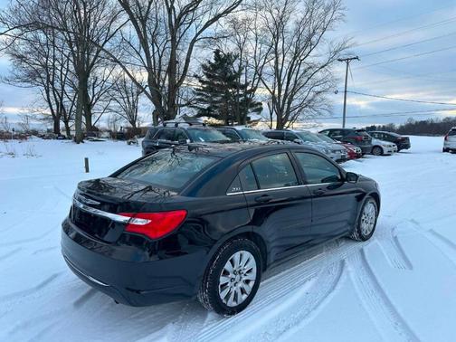 2012 Chrysler 200 LX