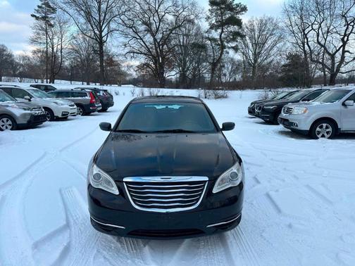2012 Chrysler 200 LX