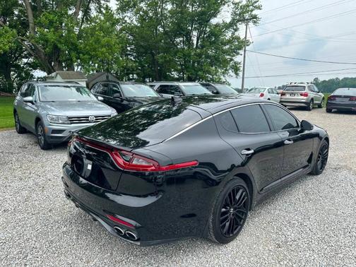 2018 Kia Stinger Base