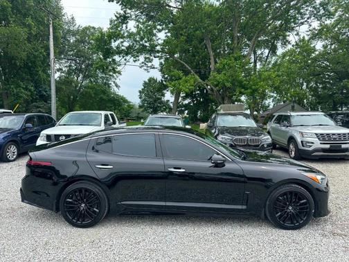 2018 Kia Stinger Base