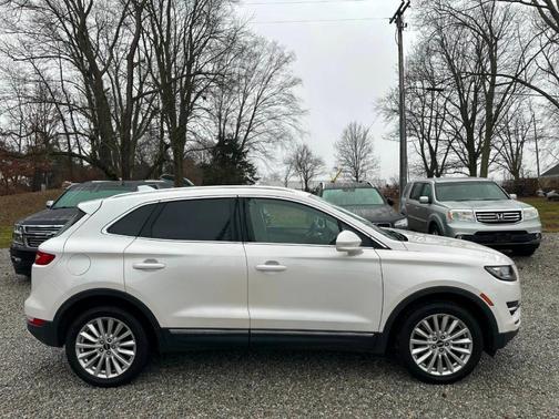 2019 Lincoln MKC Standard