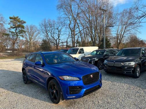 2018 Jaguar F-PACE 25t R-Sport