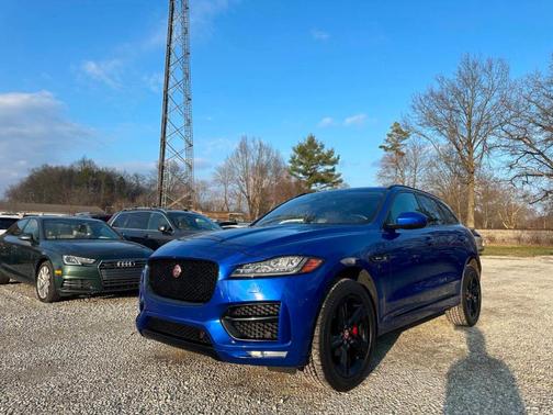 2018 Jaguar F-PACE 25t R-Sport