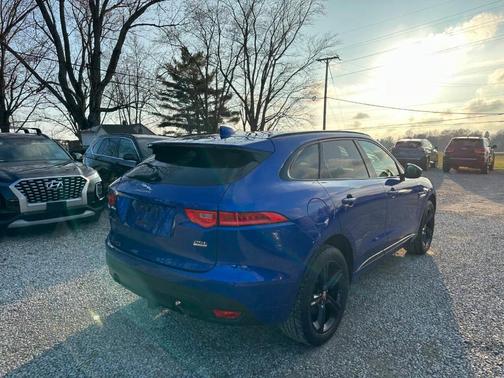 2018 Jaguar F-PACE 25t R-Sport