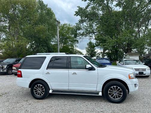 White 2017 Ford Expedition Limited