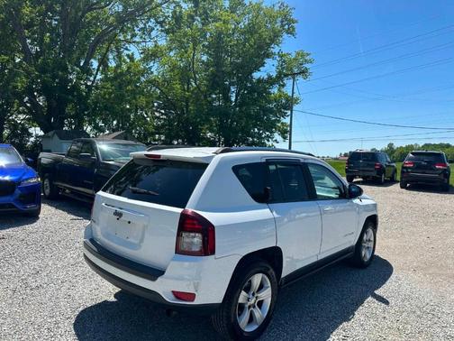White 2014 Jeep Compass Sport