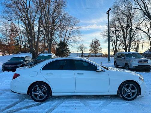 2017 Mercedes-Benz E-Class E 300 4MATIC