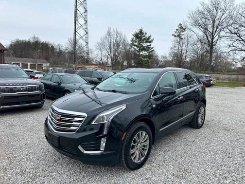 Black 2017 Cadillac XT5 Luxury