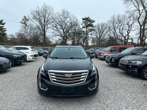 Black 2017 Cadillac XT5 Luxury