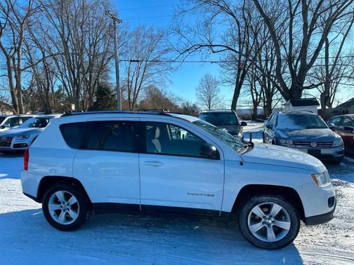 2011 Jeep Compass Sport