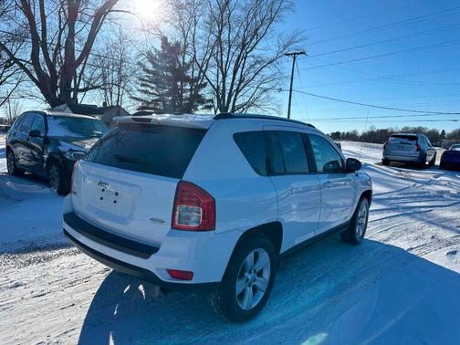2011 Jeep Compass Sport