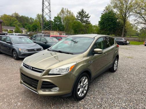 Green 2013 Ford Escape SEL
