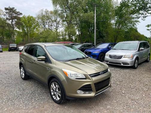 Green 2013 Ford Escape SEL