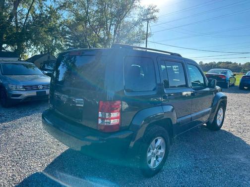 2011 Jeep Liberty Sport