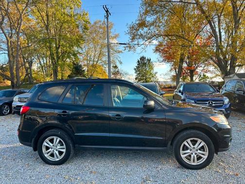 2012 Hyundai SANTA FE SE