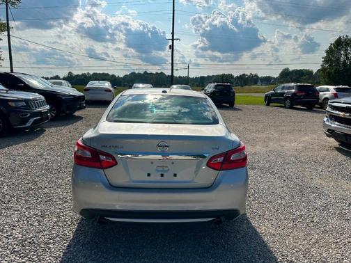 2017 Nissan Altima 2.5 SV
