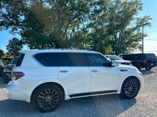 2017 INFINITI QX80 Limited
