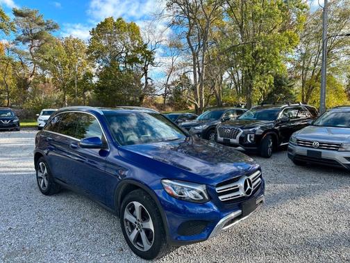 2018 Mercedes-Benz GLC 300 Base 4MATIC