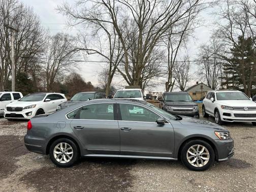 2016 Volkswagen Passat 1.8T S