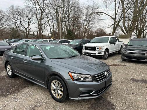 2016 Volkswagen Passat 1.8T S