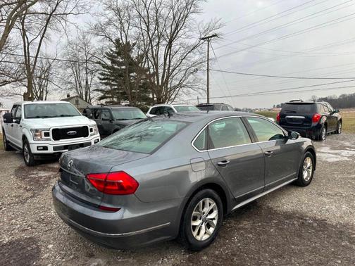 2016 Volkswagen Passat 1.8T S