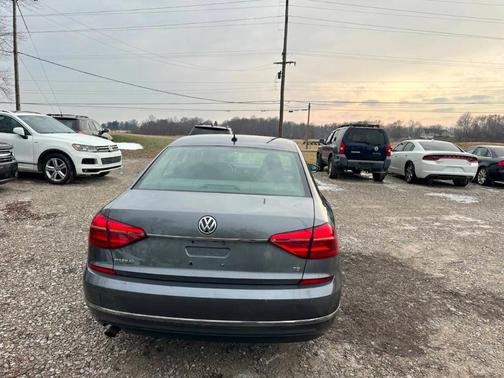 2016 Volkswagen Passat 1.8T S