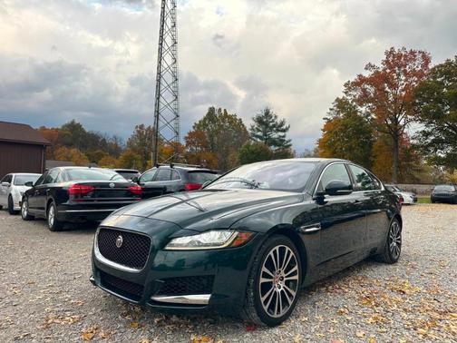 2017 Jaguar XF 35t Prestige