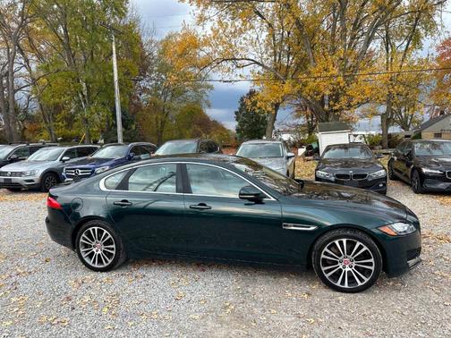 2017 Jaguar XF 35t Prestige
