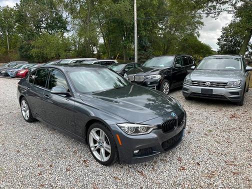 2018 BMW 330 i xDrive