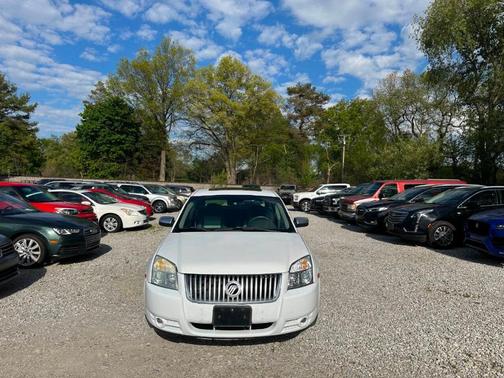 White 2008 Mercury Sable