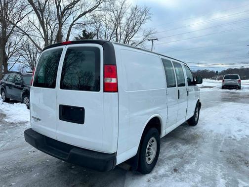 2017 Chevrolet Express 2500 Work Van