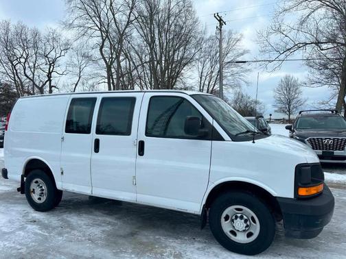 2017 Chevrolet Express 2500 Work Van