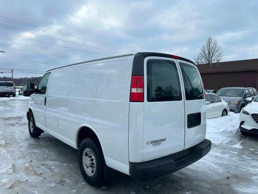 2017 Chevrolet Express 2500 Work Van