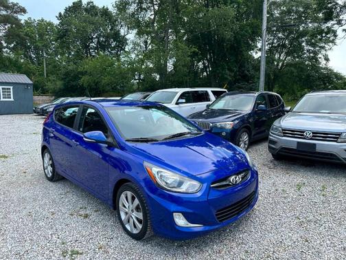 2013 Hyundai Accent SE