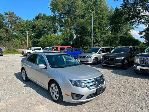 Silver 2012 Ford Fusion SE