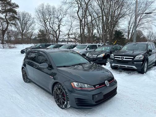 2015 Volkswagen Golf GTI S