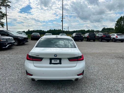 2020 BMW 330 i xDrive