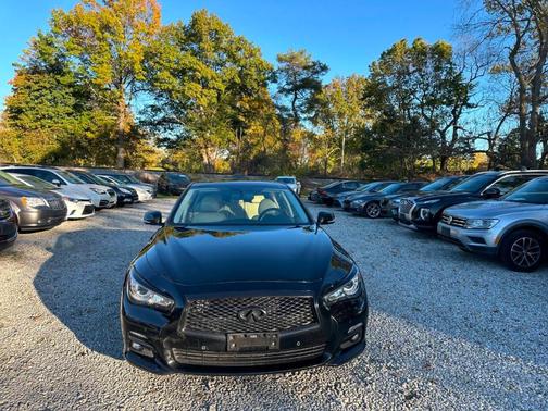 2015 INFINITI Q50 Premium