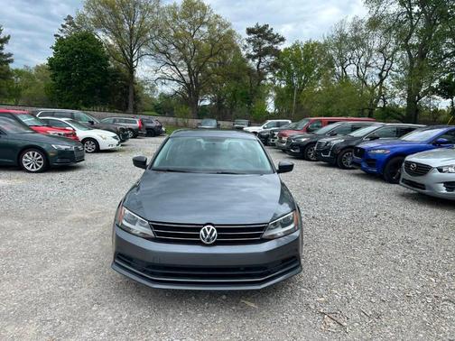 Gray 2016 Volkswagen Jetta 1.4T S