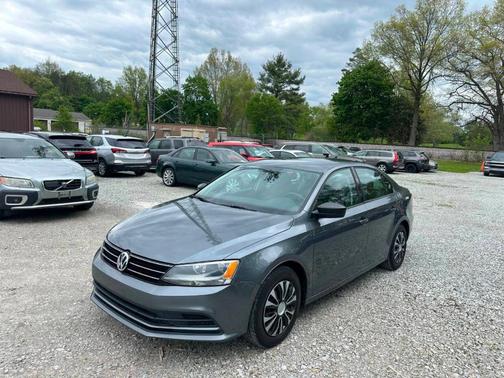 Gray 2016 Volkswagen Jetta 1.4T S