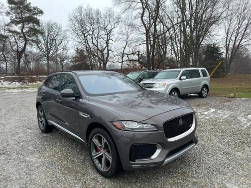 2017 Jaguar F-PACE S