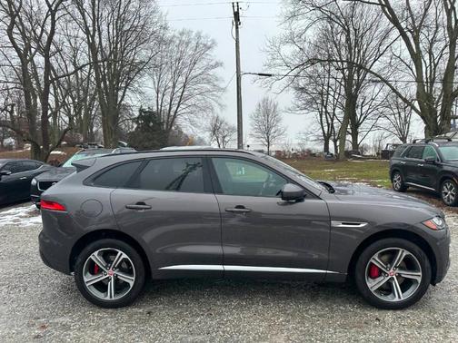 2017 Jaguar F-PACE S