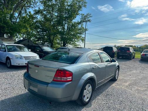 Gray 2009 Dodge Avenger SE