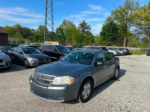 Gray 2009 Dodge Avenger SE