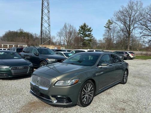 Green 2017 Lincoln Continental Select
