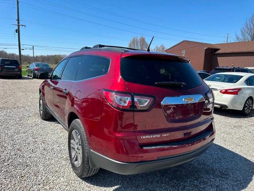 2017 Chevrolet Traverse 2LT