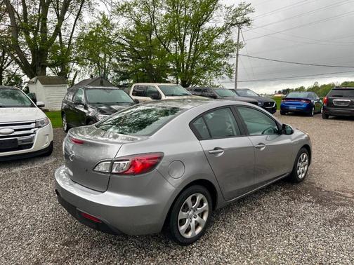 2011 Mazda Mazda3 i Sport