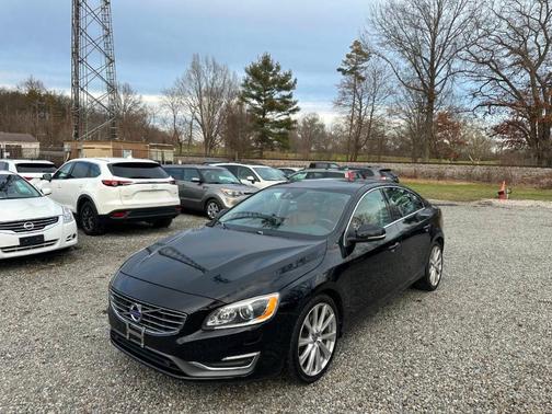 2017 Volvo S60 T5 Inscription Platinum