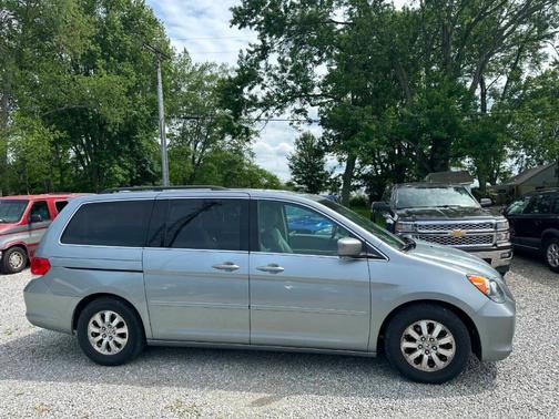 Gray 2009 Honda Odyssey EX-L